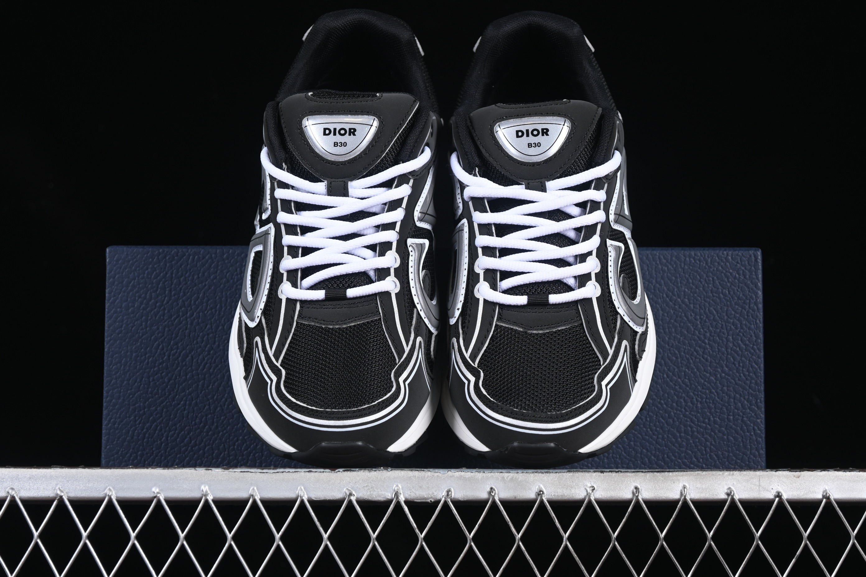 Dior B30 (Black N' White)
