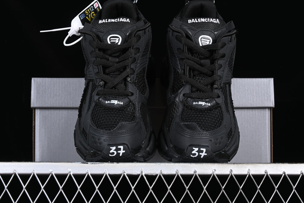 Balenciaga Runner's (Black)