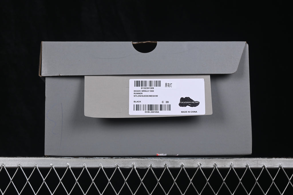 Balenciaga Runners (LED)