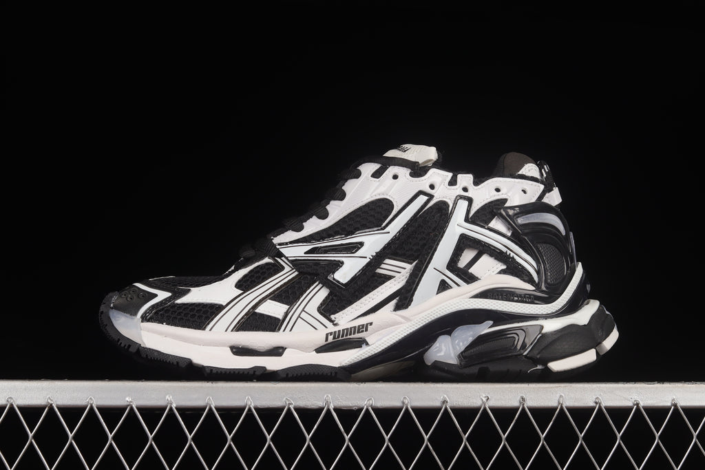 Balenciaga Runners (Black N' White)